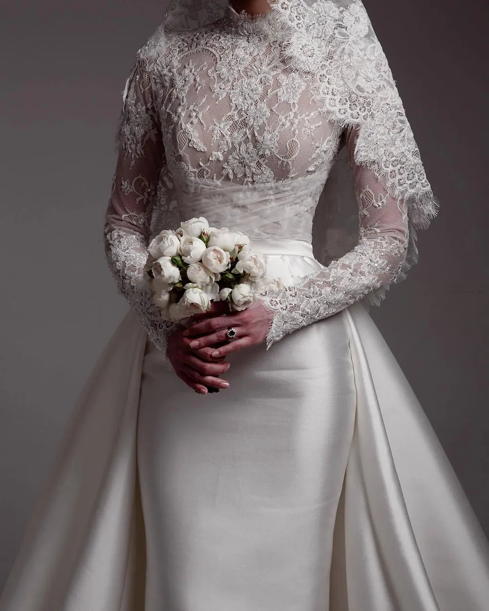 Modern Sheath Wedding Dresses With Detachable Train Lace Long Sleeves Illusion High Neck Satin Elegant Bridal Gown Custom Made 2025 Vestido De Novia