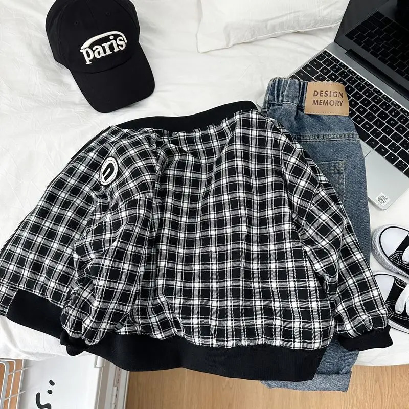 Boys Double sided Baseball Jacket for Spring and Autumn Wear Childrens Casual Handsome Double sided Jacket 241024