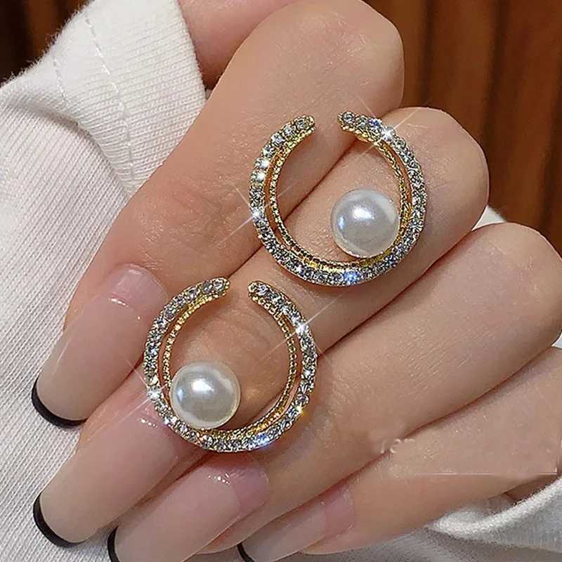 Trendy Crystal Pearl Stud Earrings Elegant Open Round Circle Earrings for Women Party Golden Vintage Geometry Jewelry GiftX241023