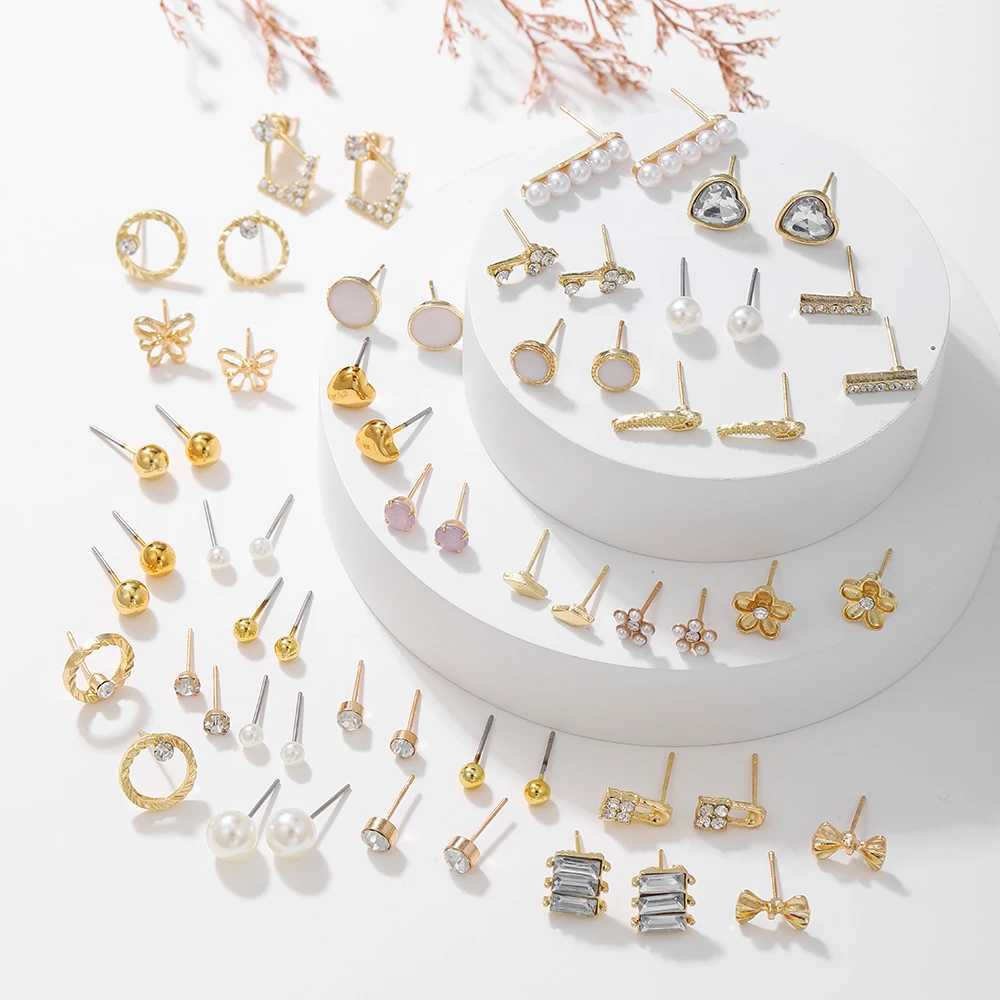 Geometry 30 pairs/batch of Korean fashion sweetheart shaped imitation pearl earrings suitable for womens daily student friends jewelry W241023