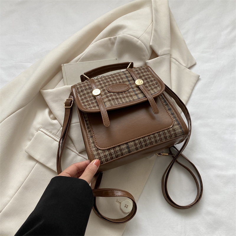 2025 Designer shoulder women's Simple 3 handbag casual travel 2024 winter new niche design bag free shipping