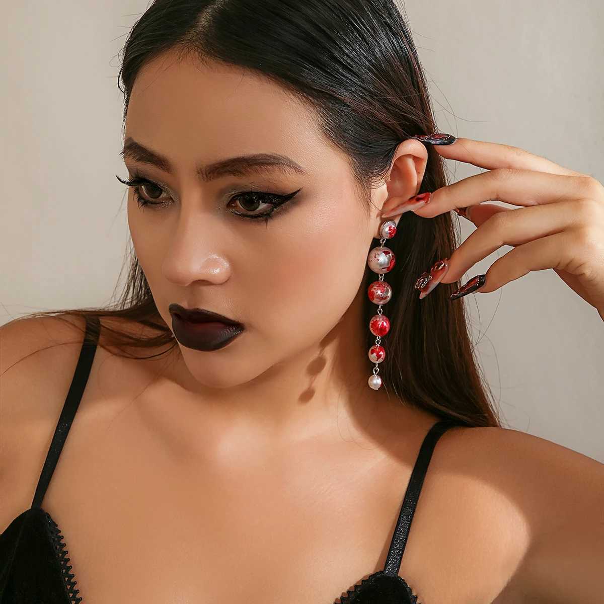 Goth Red Imitation Pearl tassel Pendant Earrings for Womens Wedding Brides Retro Pendant Earrings Halloween Jewelry Accessories W241023