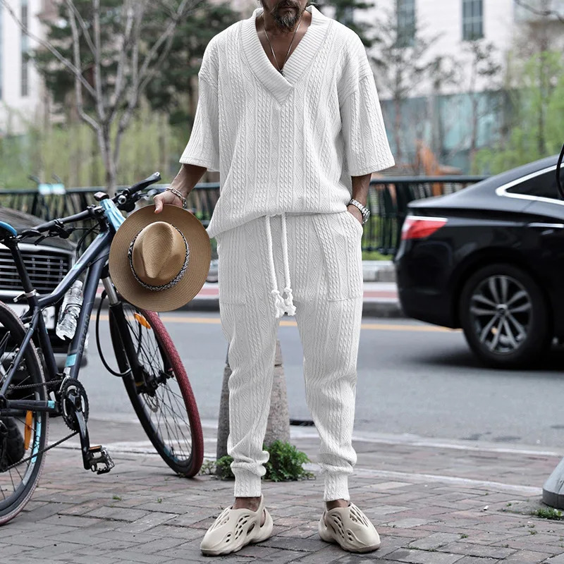 Summer mens casual loose one-third sleeve top jacquard knitted top close-up mens beach suit holiday two-piece clothing 241024