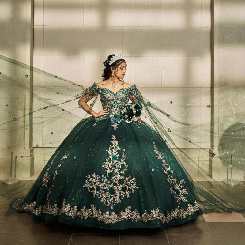 Emerald Green Shiny Princess Off The Shoulder Ball Gown Quinceanera Dresses Beaded Applique 3D Flower With Cape Birthday Party Vestido De Noiva 15 ano