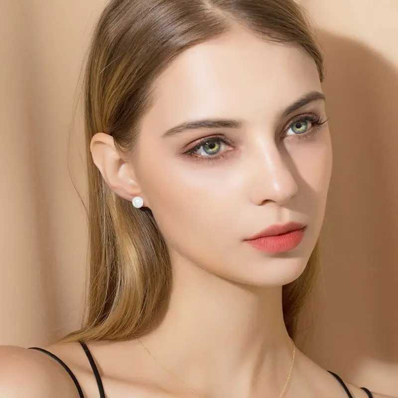 Shiny simulated pearl earrings with 12 pairs of round earrings used for party street photography W241023