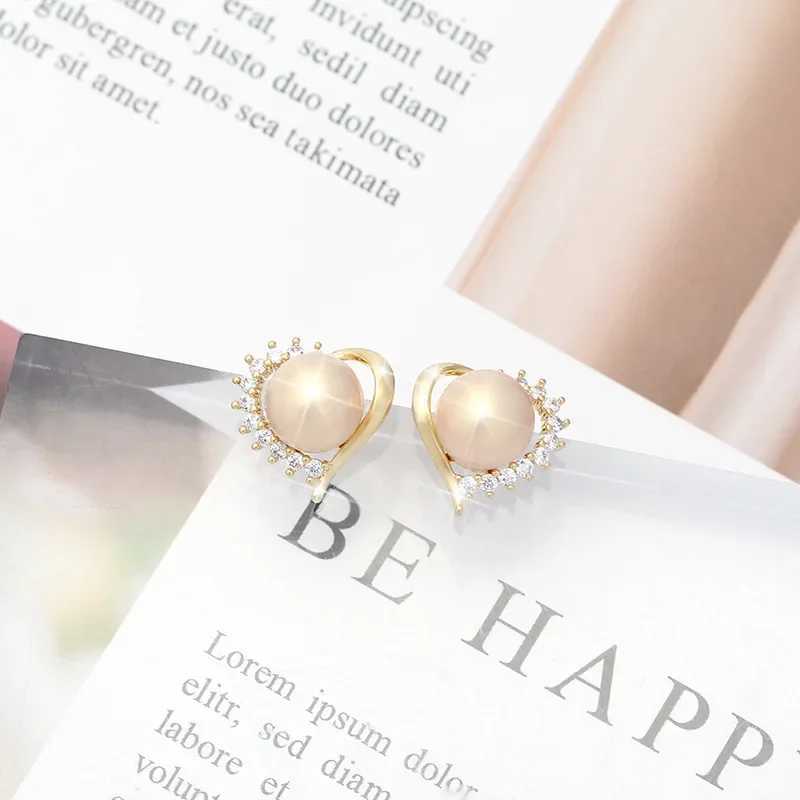 TKJ 925 Sterling Silver Fashion Womens Stud Earrings Love Natural Freshwater Pearl Micropaved Zirconia JewelryX241023