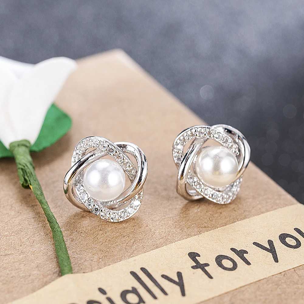 Huitan white imitation pearl earrings are suitable for elegant brides weddings engagements party decorations sparkling CZ luxury jewelry W241023