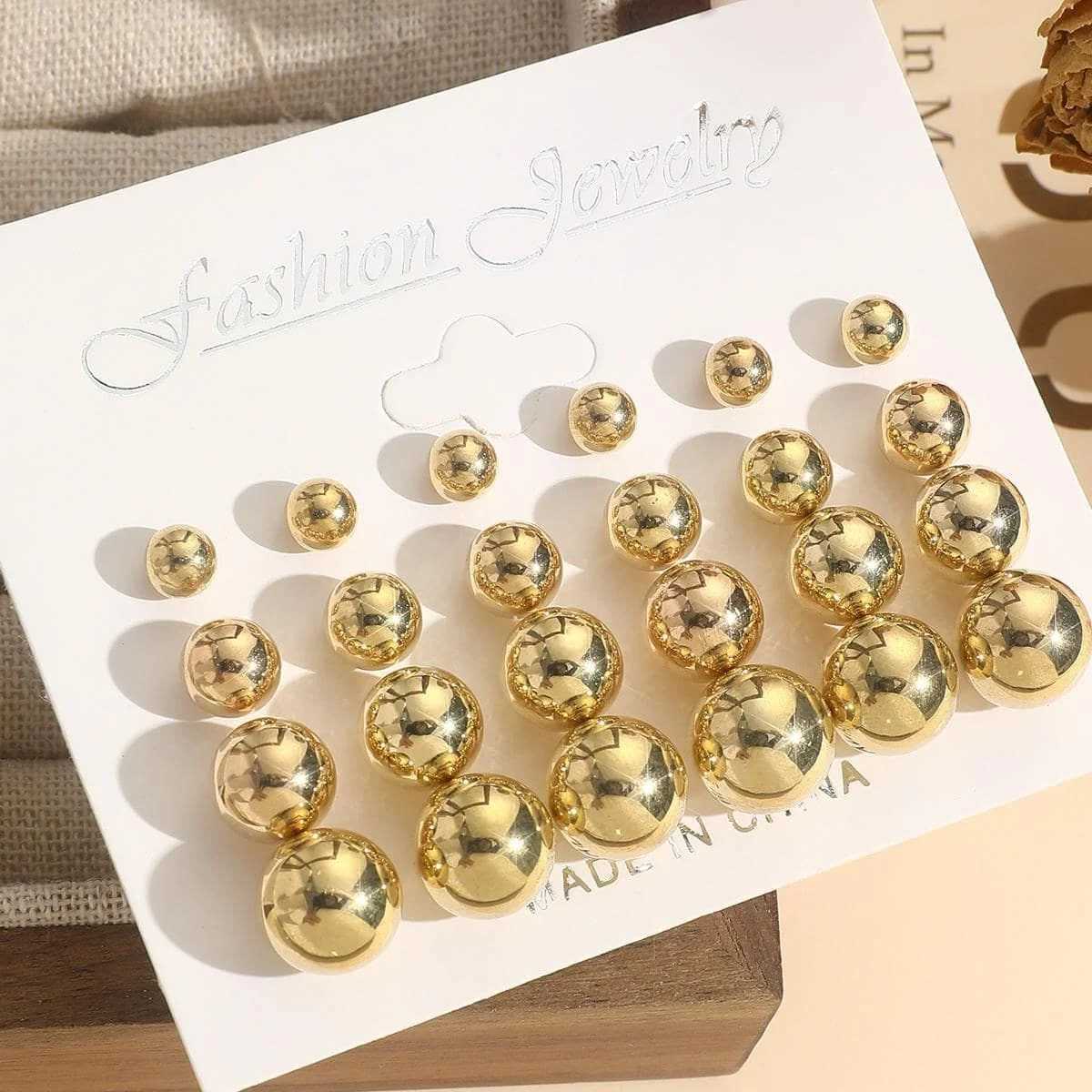 12 pairs/set of white simulated pearl stud earrings set suitable for womens jewelry decoration perforated ball earring set Bijouteria Brinco W241023