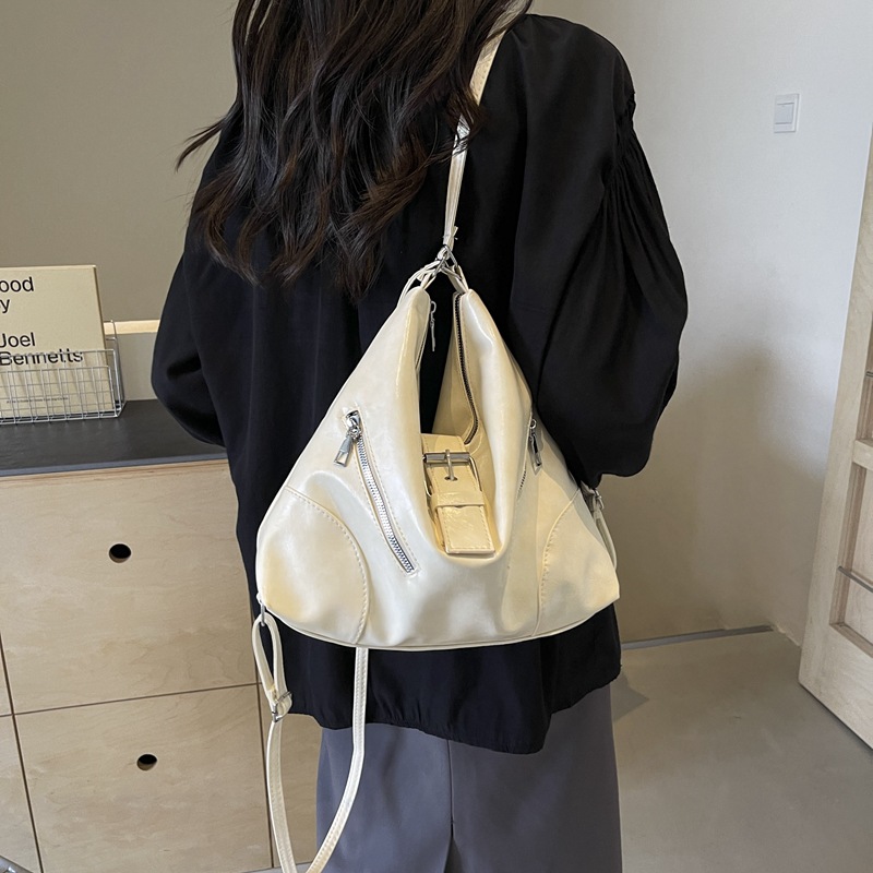 Designer Bag Luxury Bag New Fashionable Texture Single Shoulder Commuter Large Capacity Backpack Casual Shoulder Bag Tote Free Shipping