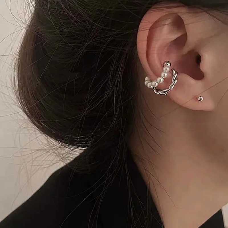 New Korean Gold Double Round Twisted Pearl Earrings Cuffs Retro Geometric Round Earrings False Perforated Pearl Clip Earrings W241023