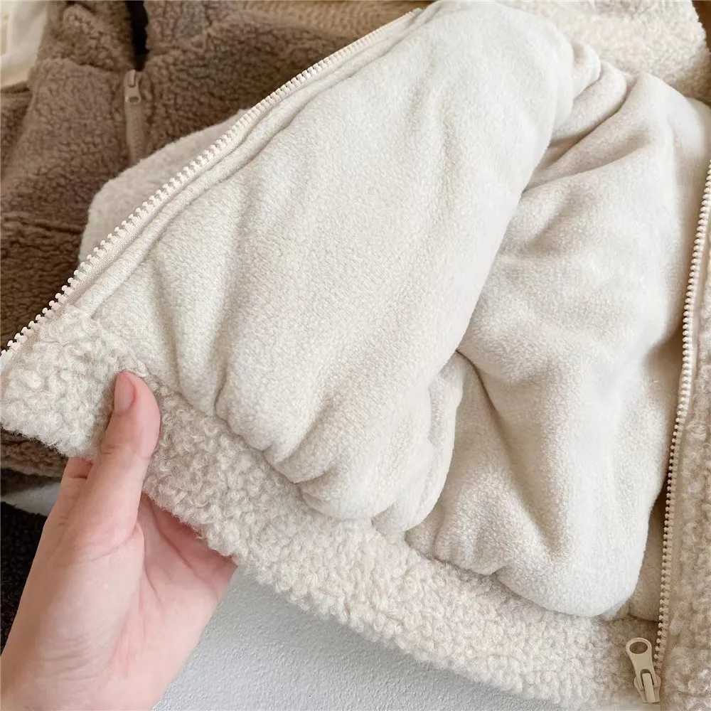 Korean version of winter boys and girls with thick cashmere suitable for children warm and cute teddy bear hooded cardigan jacket W241023