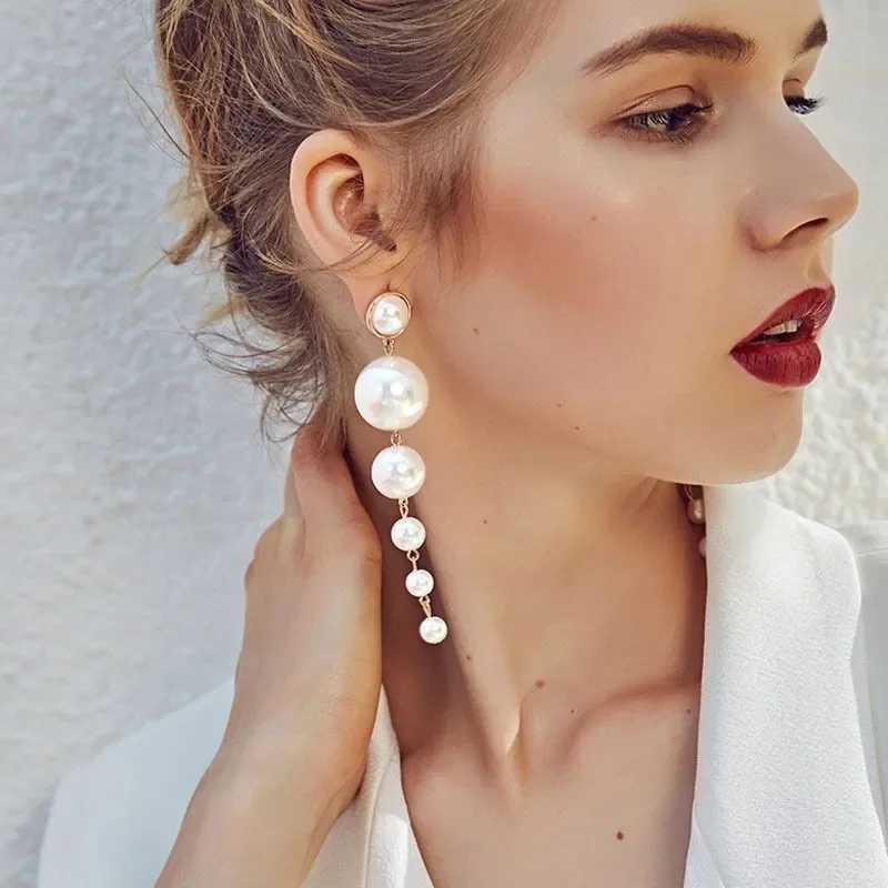 Fashion simulated pearl earrings elegant long earrings simulated pearl necklace statement earrings womens wedding party gifts W241023