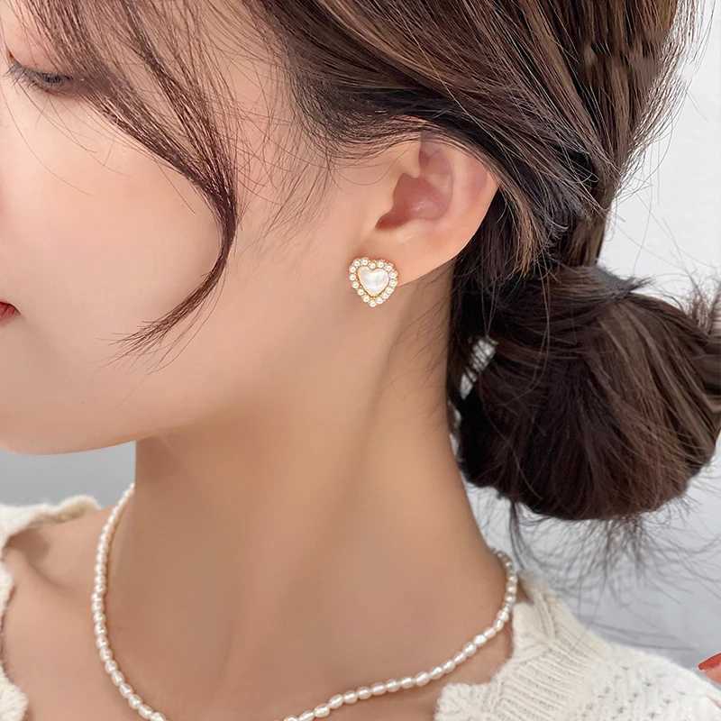 French Romantic Sweet Pearl Heart-shaped Earrings Korea Elegant Simple Accessories Party Exquisite Jewelry For Woman Girls GiftX241023