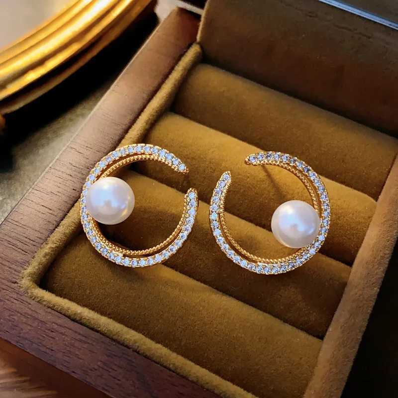 Trendy Crystal Pearl Stud Earrings Elegant Open Round Circle Earrings for Women Party Golden Vintage Geometry Jewelry GiftX241023