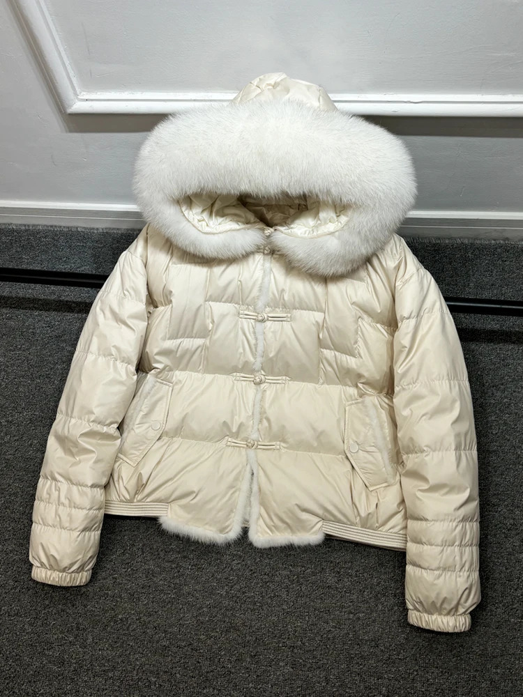 Lagabogy Winter Womens White Duck Down Jacket Fox Mink Collar Womens Short Warm Down Jacket Retro Hooded Park 241023