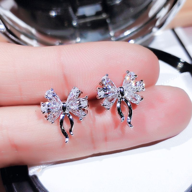 925 Sterling Silver Bow Diamond Stud Earrings Women Heart-Shaped Zircon Gold Stud Designer Hollow 18K Gold Princess Earrings Luxury Jewelry