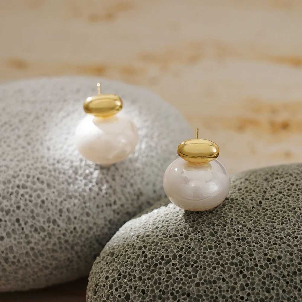 Coral imitation pearl round stud earrings charm stainless steel small gold daily jewelry platinum gold plating W241023