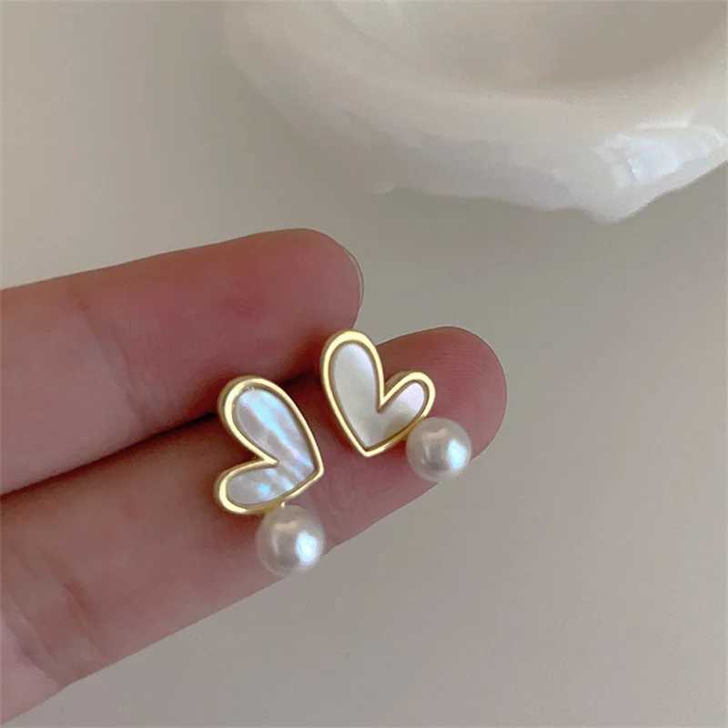 Elegant Pearl Shell Love Heart Stud Earrings For Women Vintage Sweet Gold Color Line Young Girls Party Jewelry Gifts WholesaleX241023