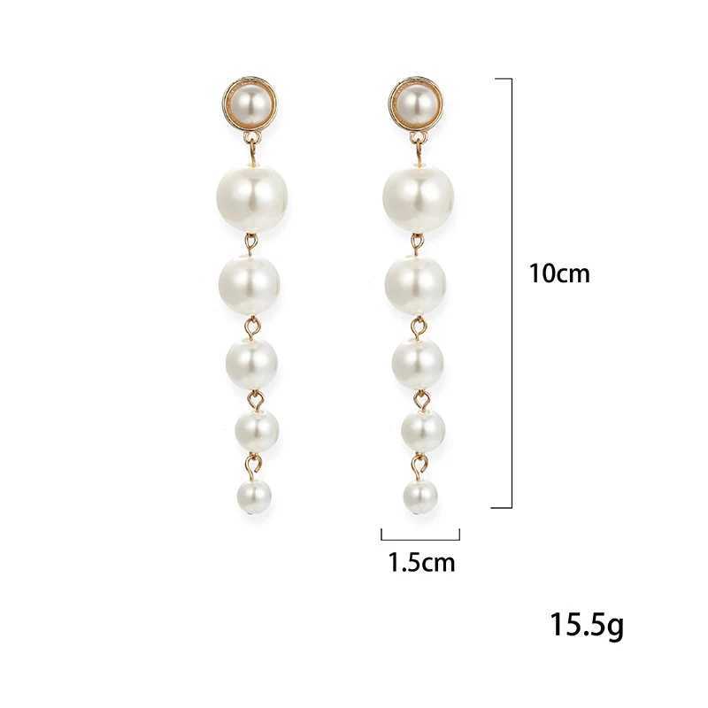 Exquisite Simulated Pearl Stud Earrings Fashion Statement Earrings Womens Parties Wedding Womens Jewelry Gifts W241023