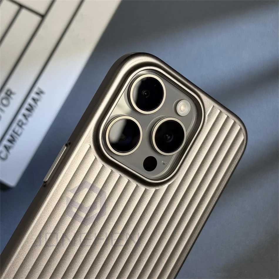 Phone case Slim Corrugated Matte Clear Case For iPhone 15 Plus 14 13 16 Pro Max Luxury Plating Wave Transparent Hard PC Back Cover Fundas Z241023