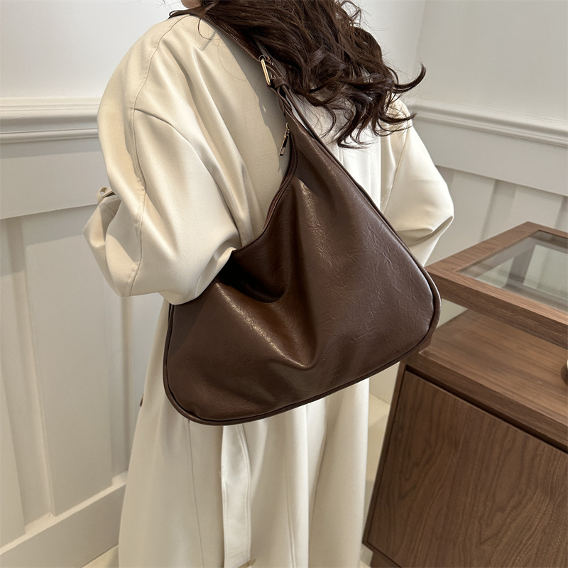 2025 Designer Style New 3 2024 Women's Simple Handheld Casual Fashion Single Shoulder Tote Bag free shipping