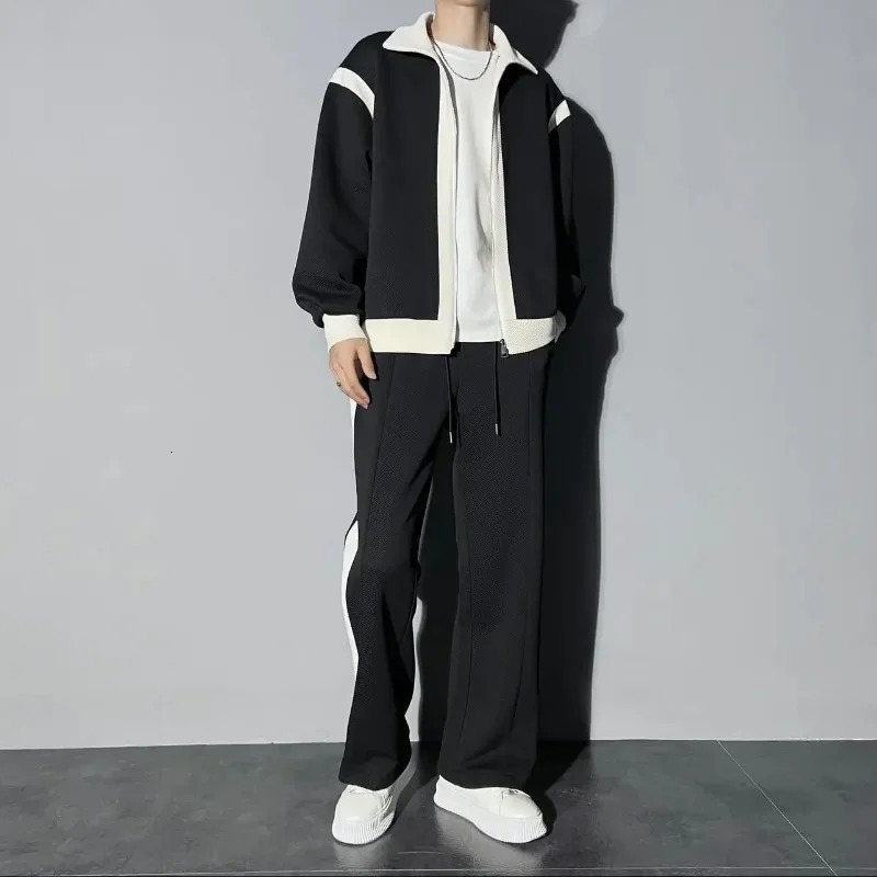 plush sportswear set for autumn and winter suitable for men women hip-hop elegant sportswear loose suit and casual sports two-piece set 241024