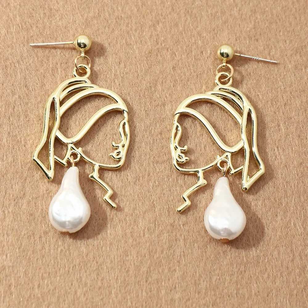 New Retro Girl Abstract Line Female Pendant Earrings Simple Pearl Face Pendant Earrings Elegant Female Earrings Jewelry Gifts W241023