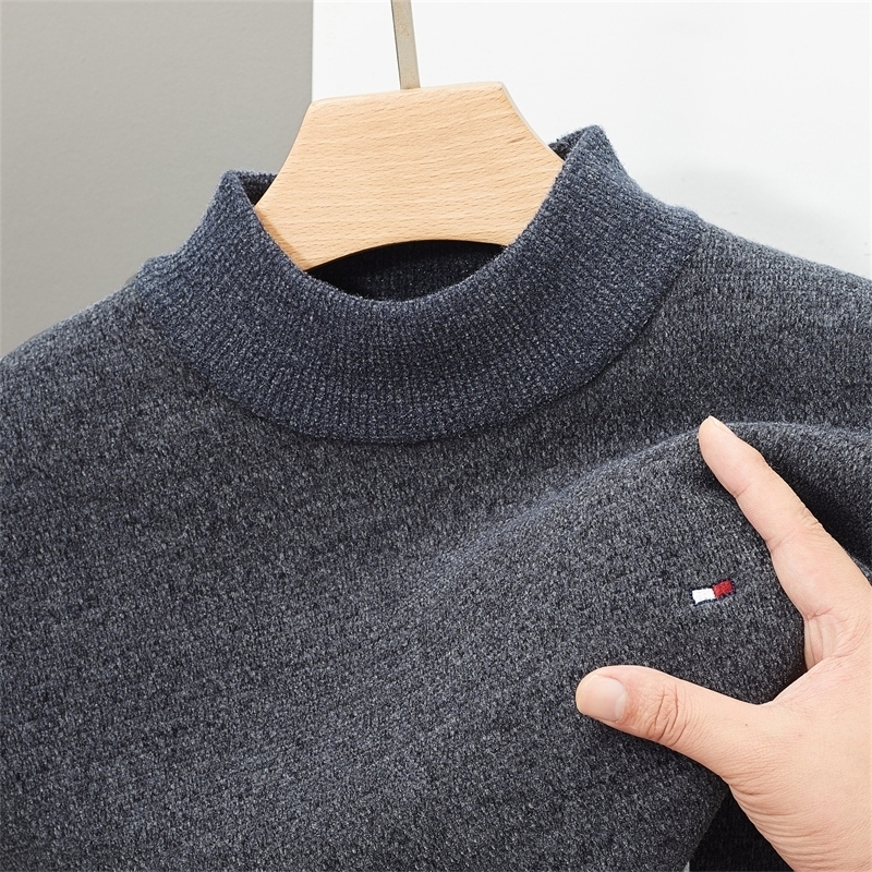 Mens Knitted Sweater Mock Neck Embroidered Thicken Pullover Winter Korean Fashion Casual Plush Knitwear 240930