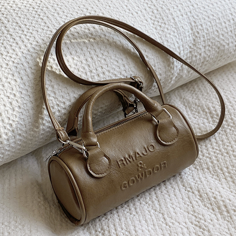 2025 Designer 2024 3 Niche Design New Winter Fashion Handbag Crossbody Simple Shoulder Bag free shipping