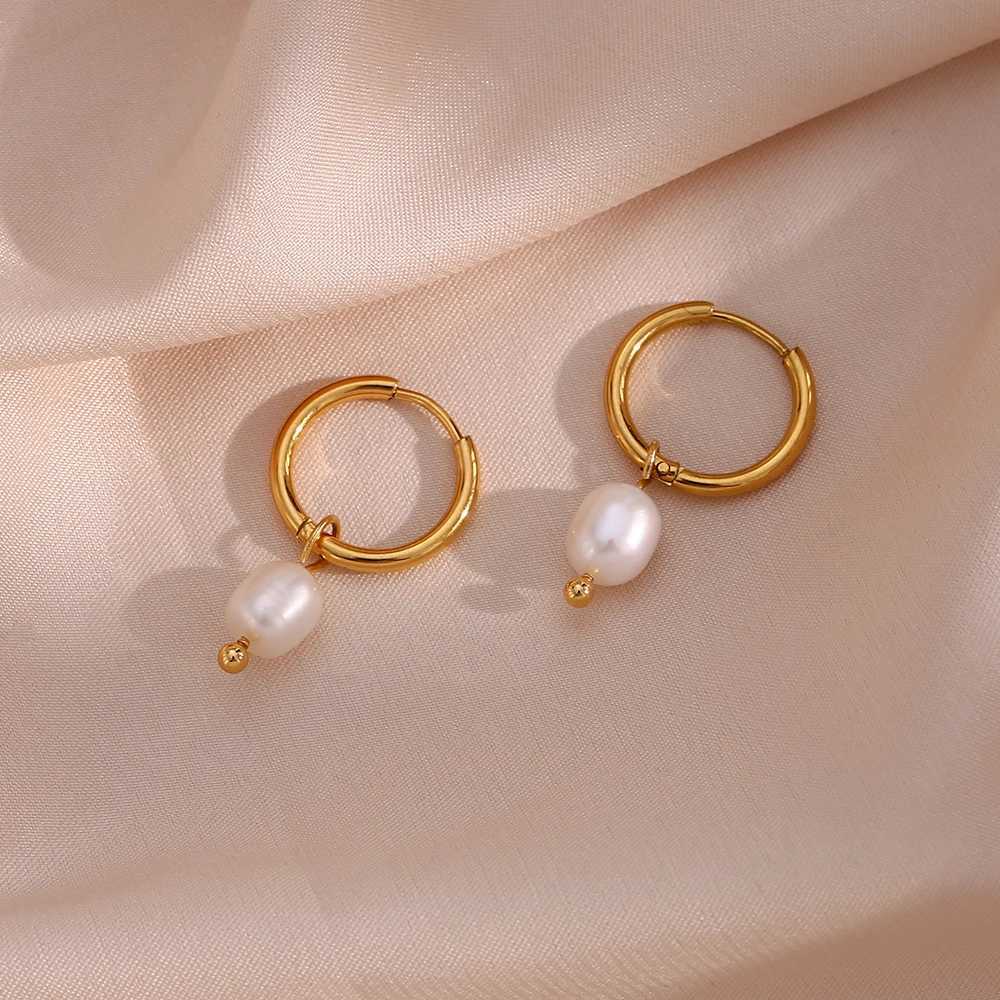 E. B.belle Mini Stainless Steel Small Hoop Earrings with Freshwater Pearl Charm for Girls and Women Tren Jewelry 2024 Pearl Earrings W241023