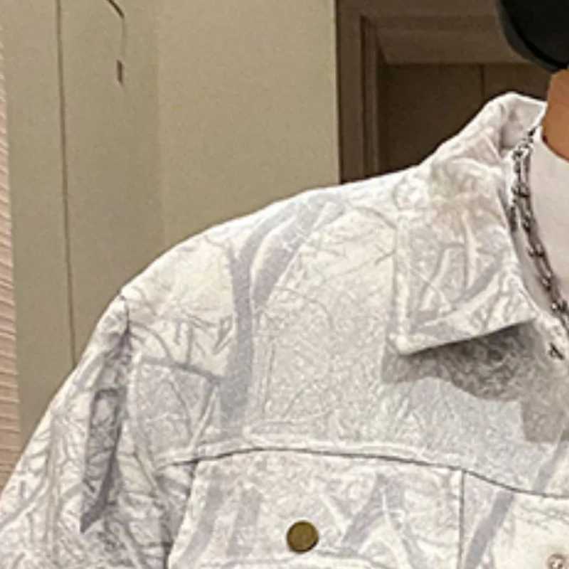 Plant branch printing jacket Coats printing denim jacket baseball jacket hip-hop T-shirt sewing stage DJ club bomber jacket X241023