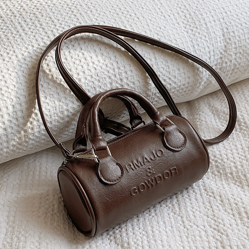 2025 Designer 2024 3 Niche Design New Winter Fashion Handbag Crossbody Simple Shoulder Bag free shipping