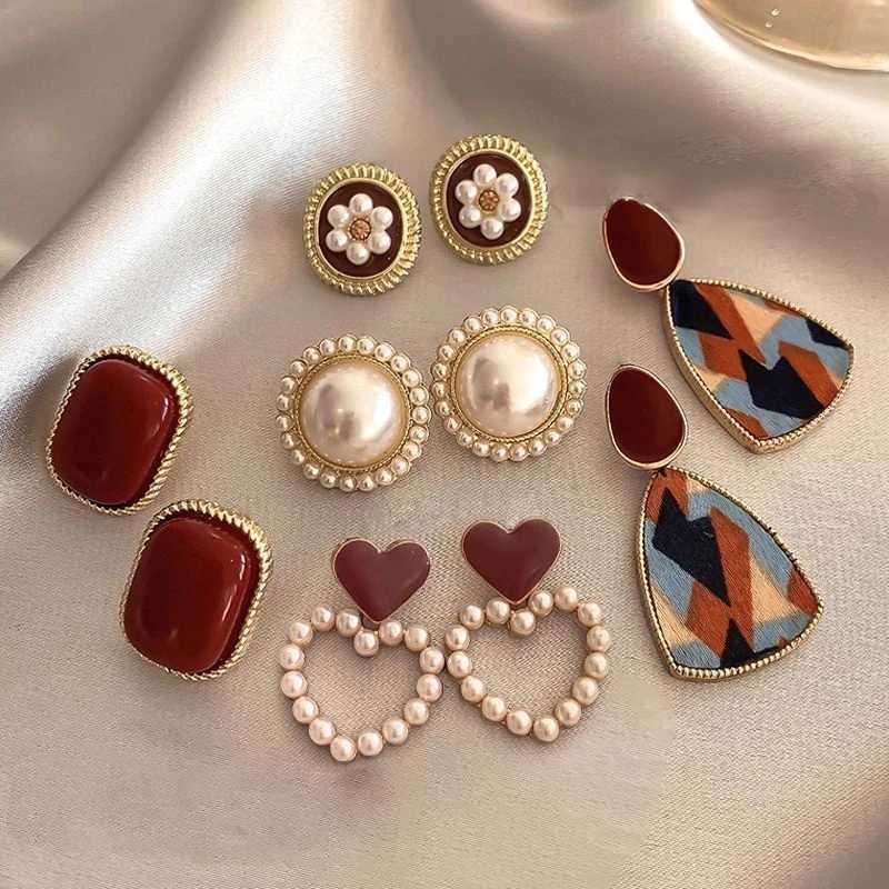 Vintage Dripping Oil Wine Red Retro Stud Earrings For Women Korean Pearl Flower Heart Shape Geometric Earring High Sense JewelryX241023