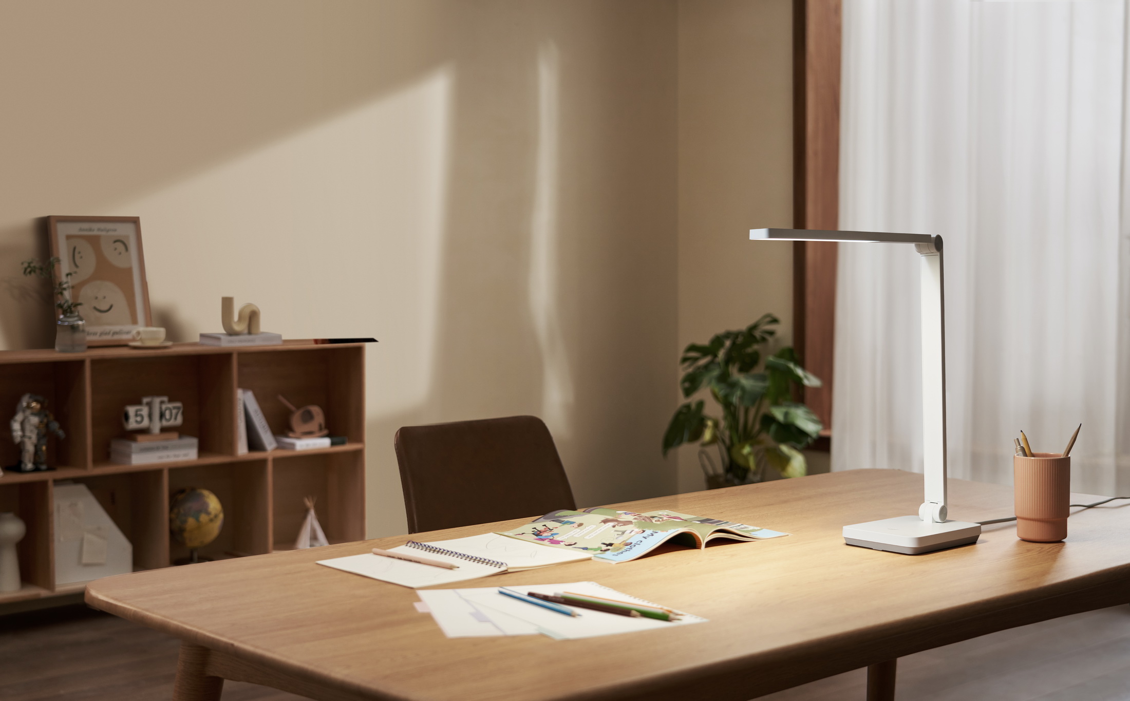 Xiaomi Mijia Desk Table Lamp 2 Lite Ra90 Folding Eye Protection 3-Gear Dimming Color Rendering Table Light Bedside Night Lamp for Bedroom