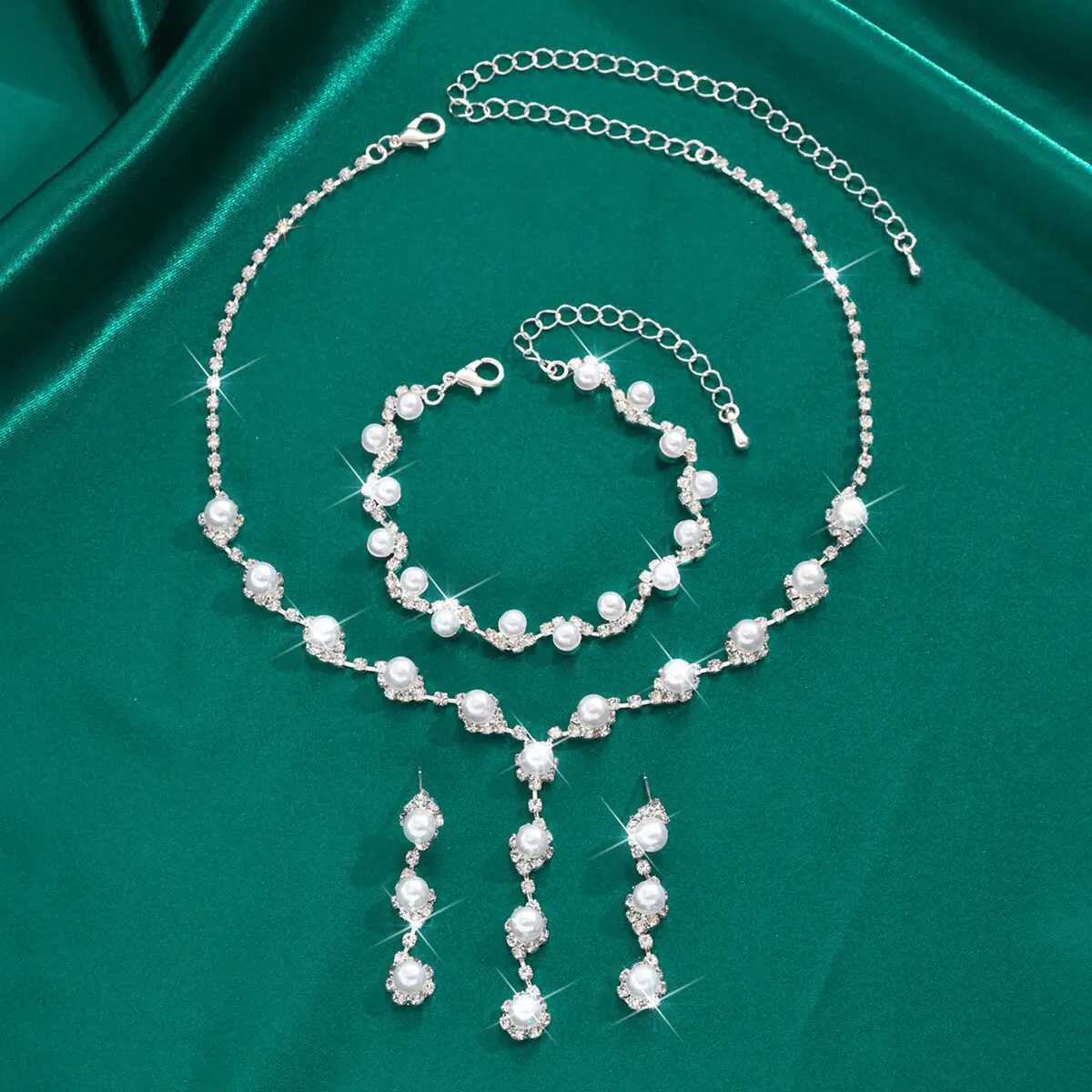 4PC Womens Fashion Copper Cl Chain Pearl Necklace Earrings Bracelet Jewelry Set Wedding Banquet Holiday Gift W241023