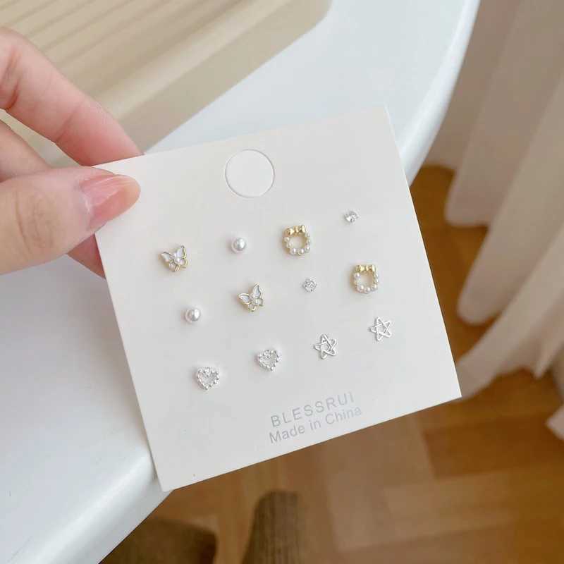 1 set of fashionable and exquisite pearl stud earrings set simple and cute Korean style small stud earrings suitable for womens party jewelry gifts W2