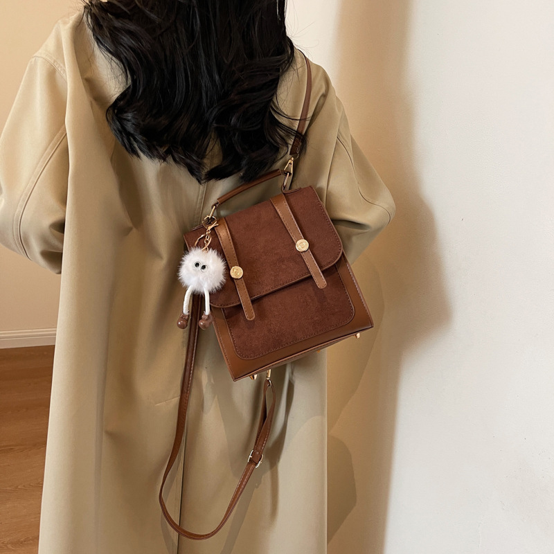 2025 Designer small female Leisure 3 students commuting backpack for class 2024 winter new fashionable and popular student bag free shipping