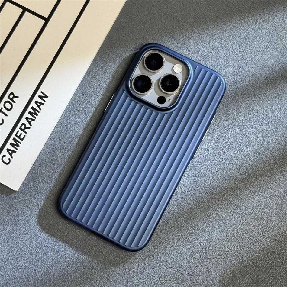 Phone case Slim Corrugated Matte Clear Case For iPhone 15 Plus 14 13 16 Pro Max Luxury Plating Wave Transparent Hard PC Back Cover Fundas Z241023