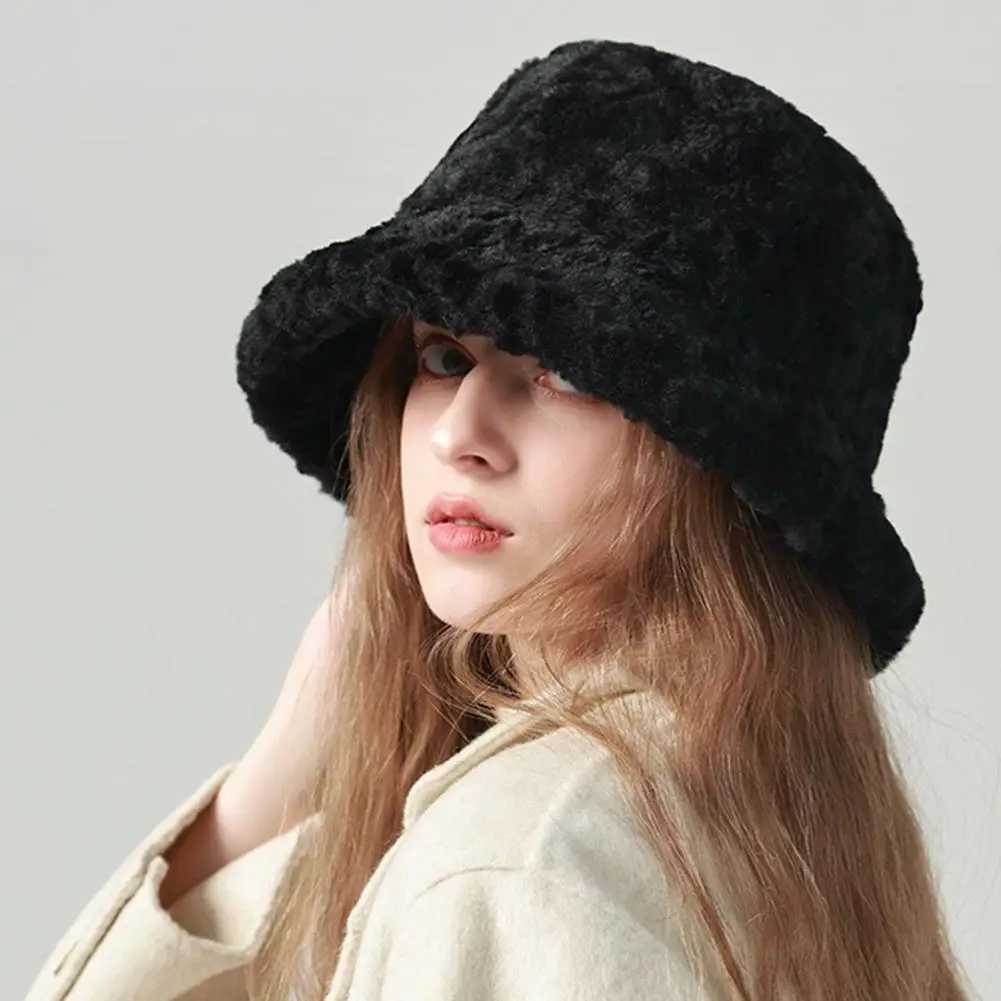 Fishermans hat Warm fishermans hat Wen style winter hat plush windproof womens fishermans hat wide and cold suitable for extra use X241023
