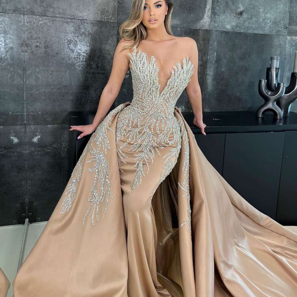 Champagne Mermaid Prom Dresses With Detachable Train Dubai Delicate Appliques Beaded Long Evening Gowns