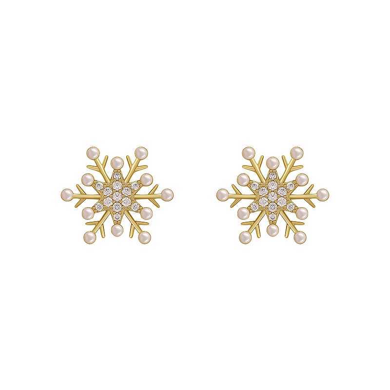 Winter Exquisite Pearl Snowflake Shape Golden Girls Earrings Elegant Accessories Korean Fashion Jewelry Sweet Earrings For WomanX241023