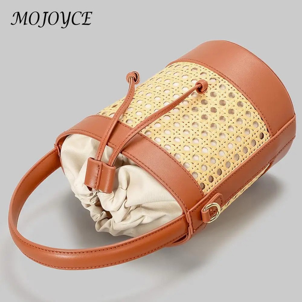 Straw Beach Bag PU Leather Summer Hollow Shoulder Trendy Crossbody Holiday Travel Handbag for Women 241021