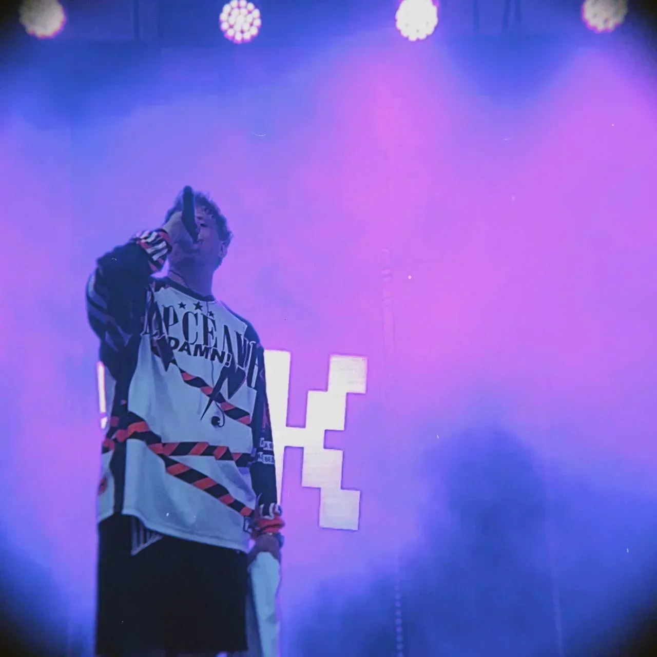 Russian streetwear Y2K T-shirt Harajuku hip-hop punk rock oversized T-shirt mens breathable V-neck long sleeved top 241023