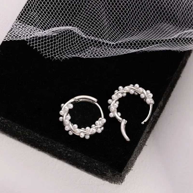 Fashion Pearl Earrings for Women Simple Gold Temperature Round Earrings Daily Shopping Dating Earrings Jewelry Store W241023