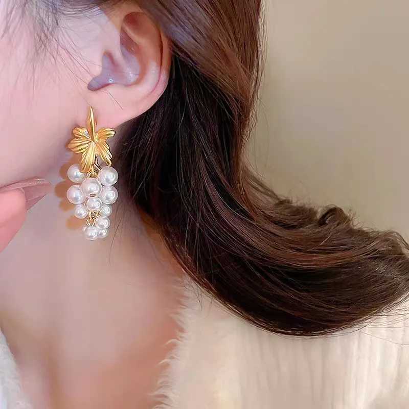 Vintage imitation pearl tassel gray earrings creative fruit luxury fairy temperature stud earrings womens jewelry Accorie W241023