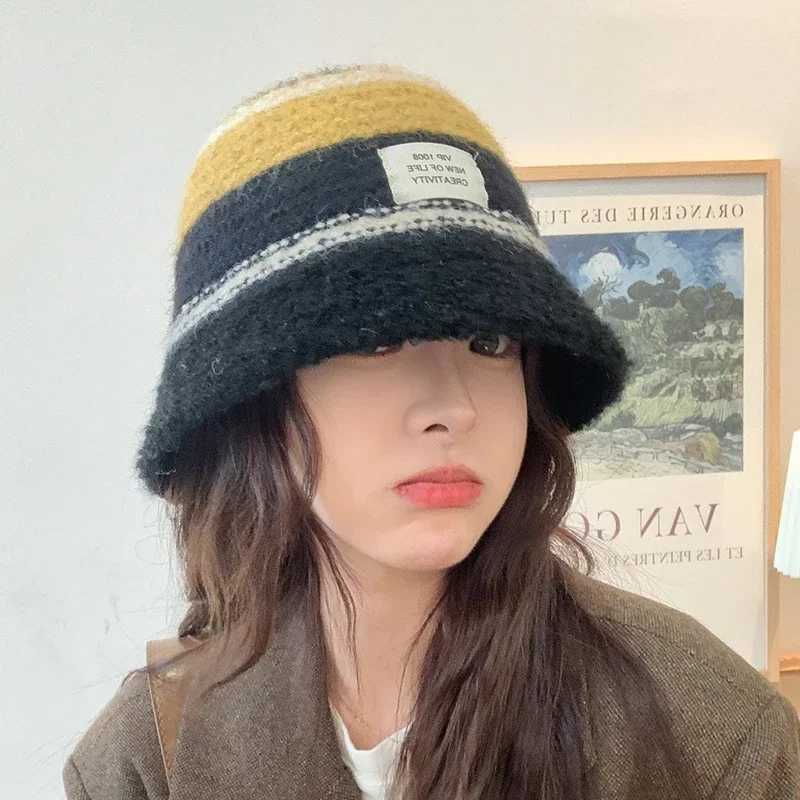 Winter Warm Pot Hat Color Blocking Fishermans Hat Warm Bucket Hat Plush Fem Style Versatile for Daily Use Girl Decoration X241023