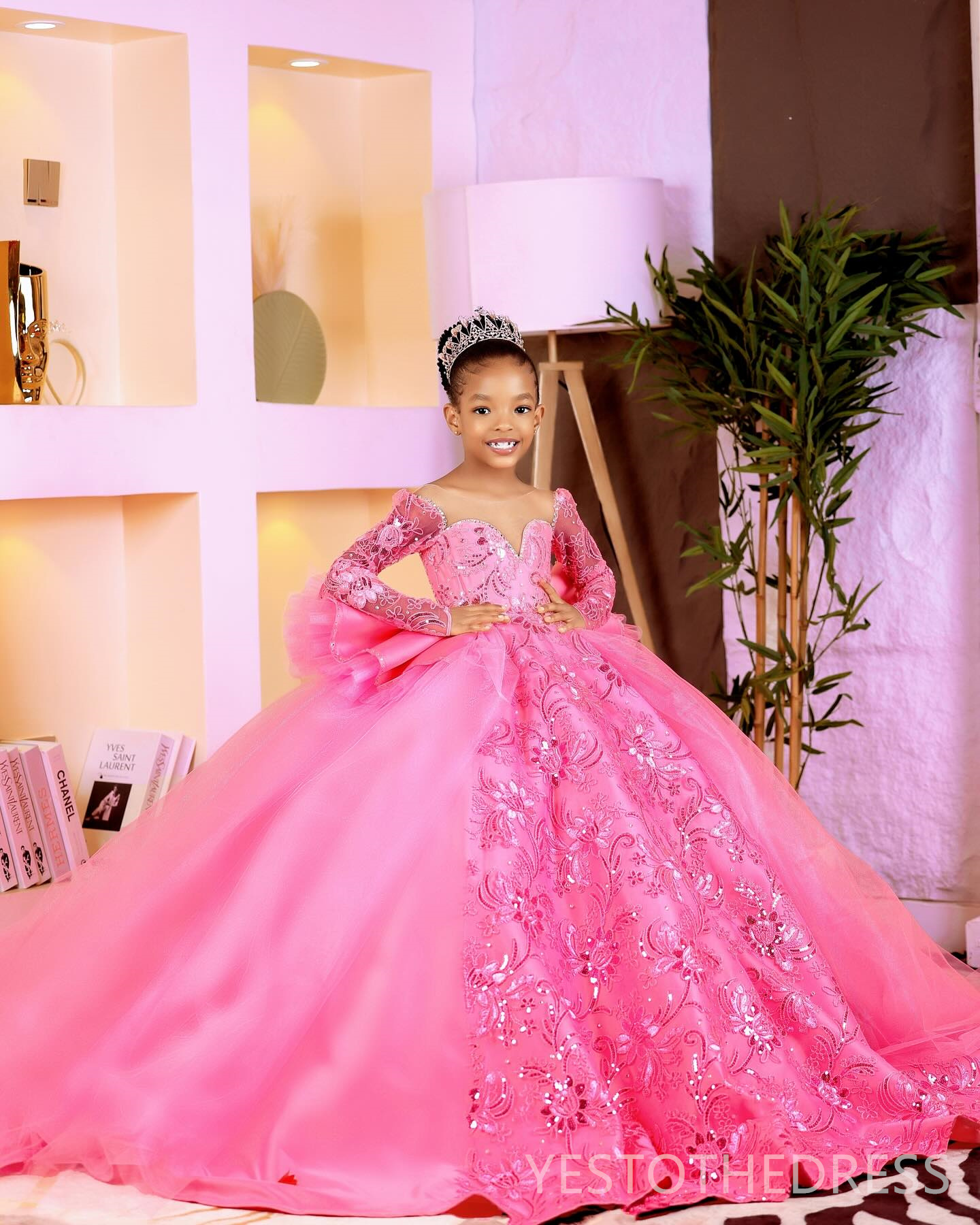2024 Aso Ebi Pink Flower Girl Dresses Children Birthday Dress Illusion Sheer Neck Long Sleeves Beaded Lace Princess Tiered Tulle Princess Ball Gown Fo