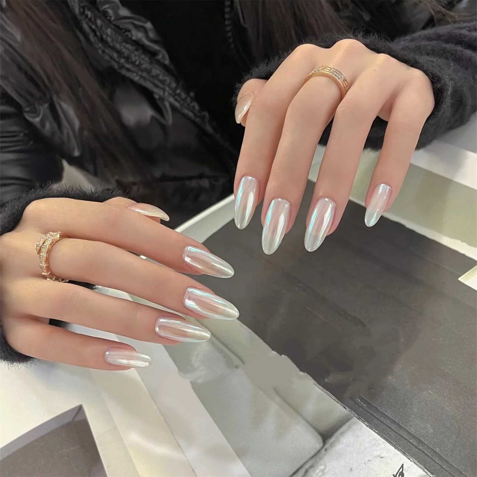 24pcs Long Almond Shape Fake Nails Press On Nail Tips Full Cover Finished Transparent False Nails With White Pearlescent DesignsXJ241025