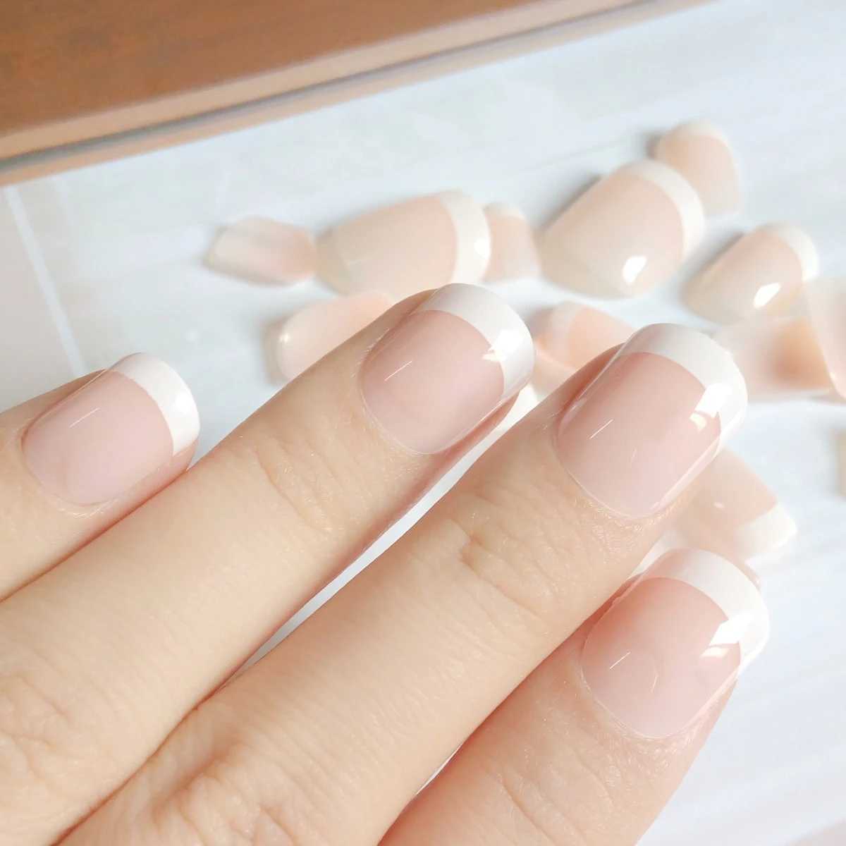 120pcs French Tip Press on Nails Short S 12 sizes French Fake Nails Acrylic False Nails Kit Including 12 Size False NailsXJ241025