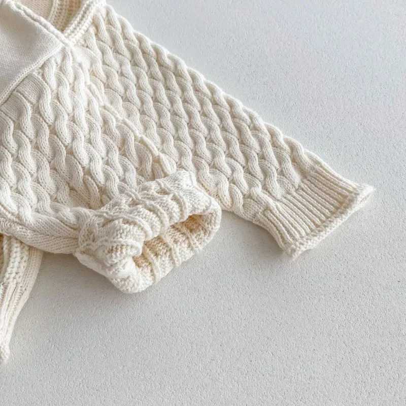 2024 Autumn/Winter Korean Childrens Pulley Sweater Boys and Girls Baby Knitted Thick Sweater Turtle Neck Loose Knitted W241025